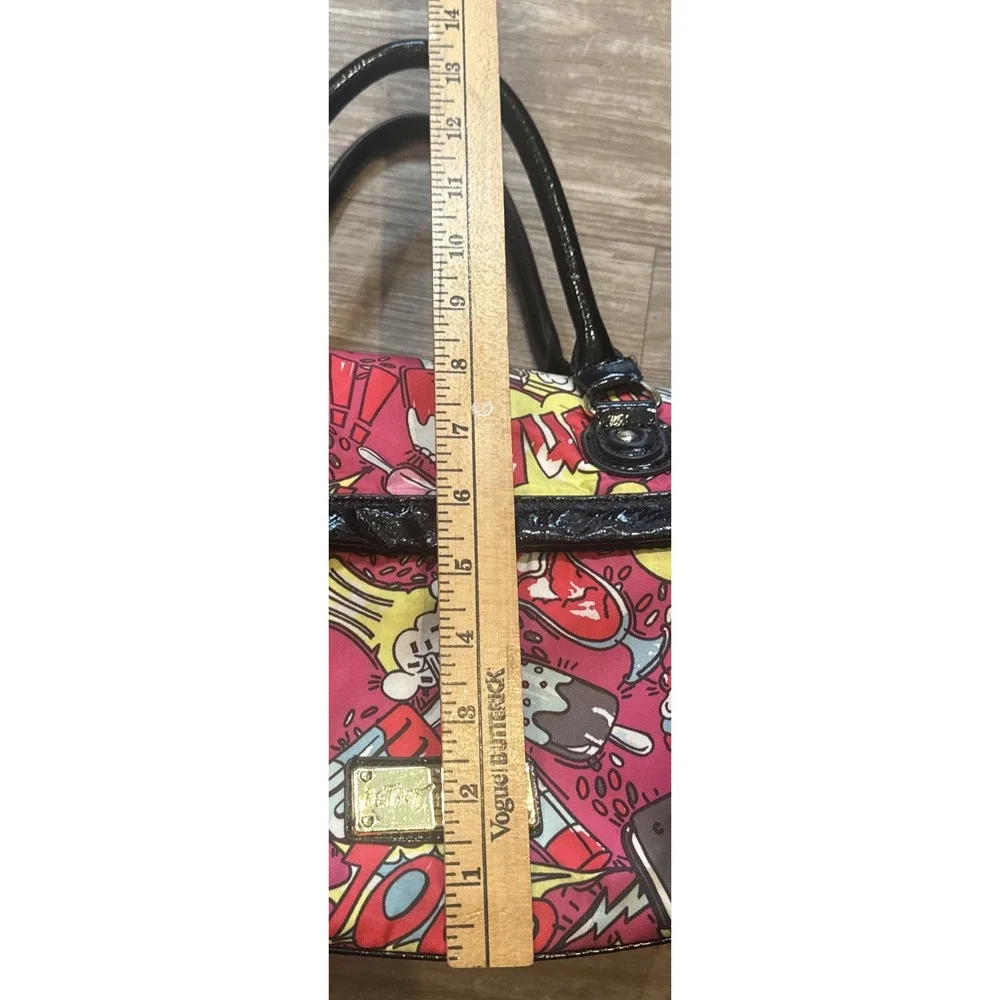 Betsey Johnson Women's Cosmetic‎ Or Cooler Bag - Ice Cream Sweetie theme